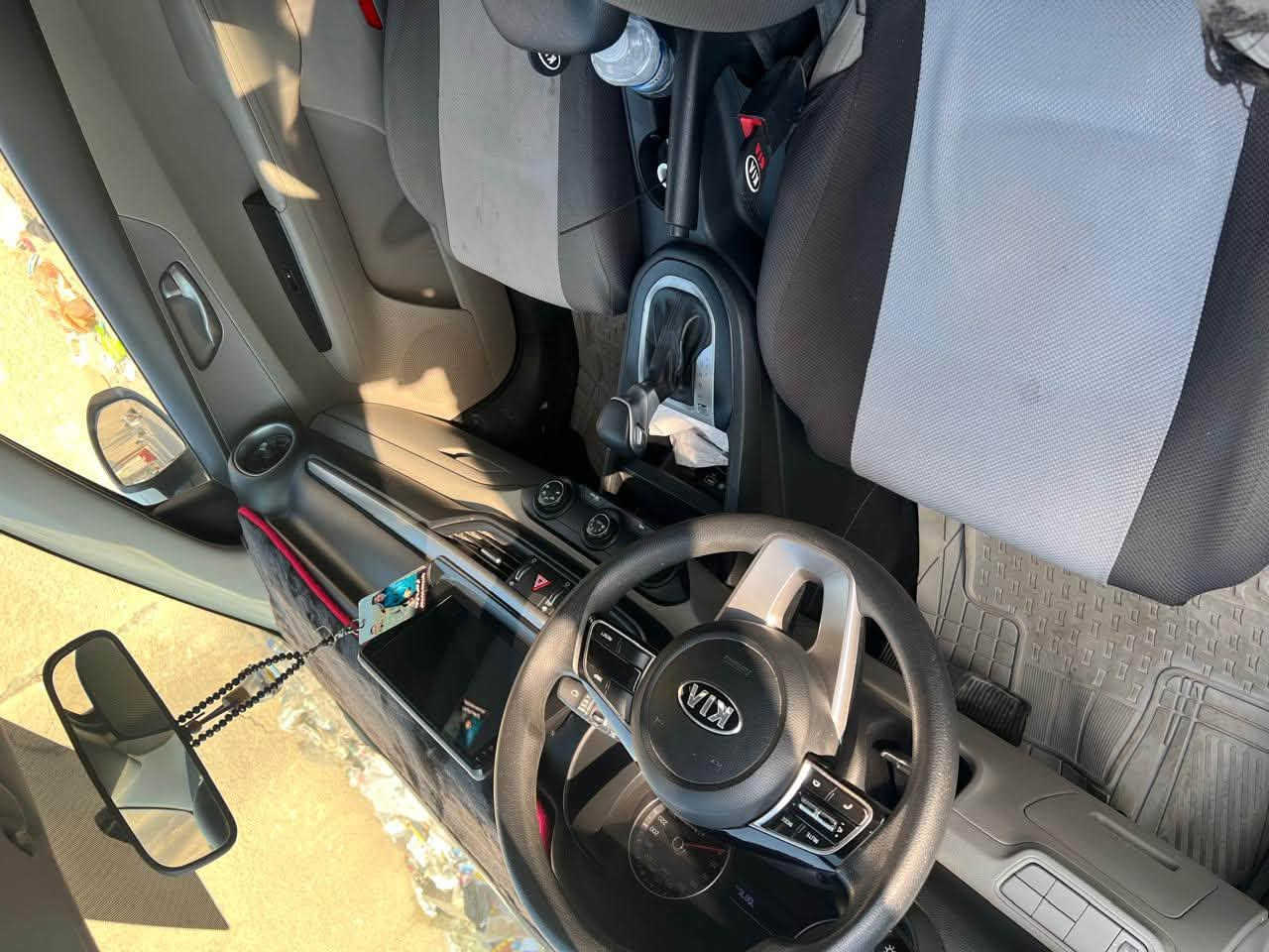 سيراتو موديل 21 
خليجي كفالة عامه 
ماشيه 87
السعر 150 بيه مجال بسيط
مواصفات نص فول شاشه كامره حساسات 
تبريد ثلج 
رقم اربيل تريد وكاله تريد تحويل 
للتواصل ***********
