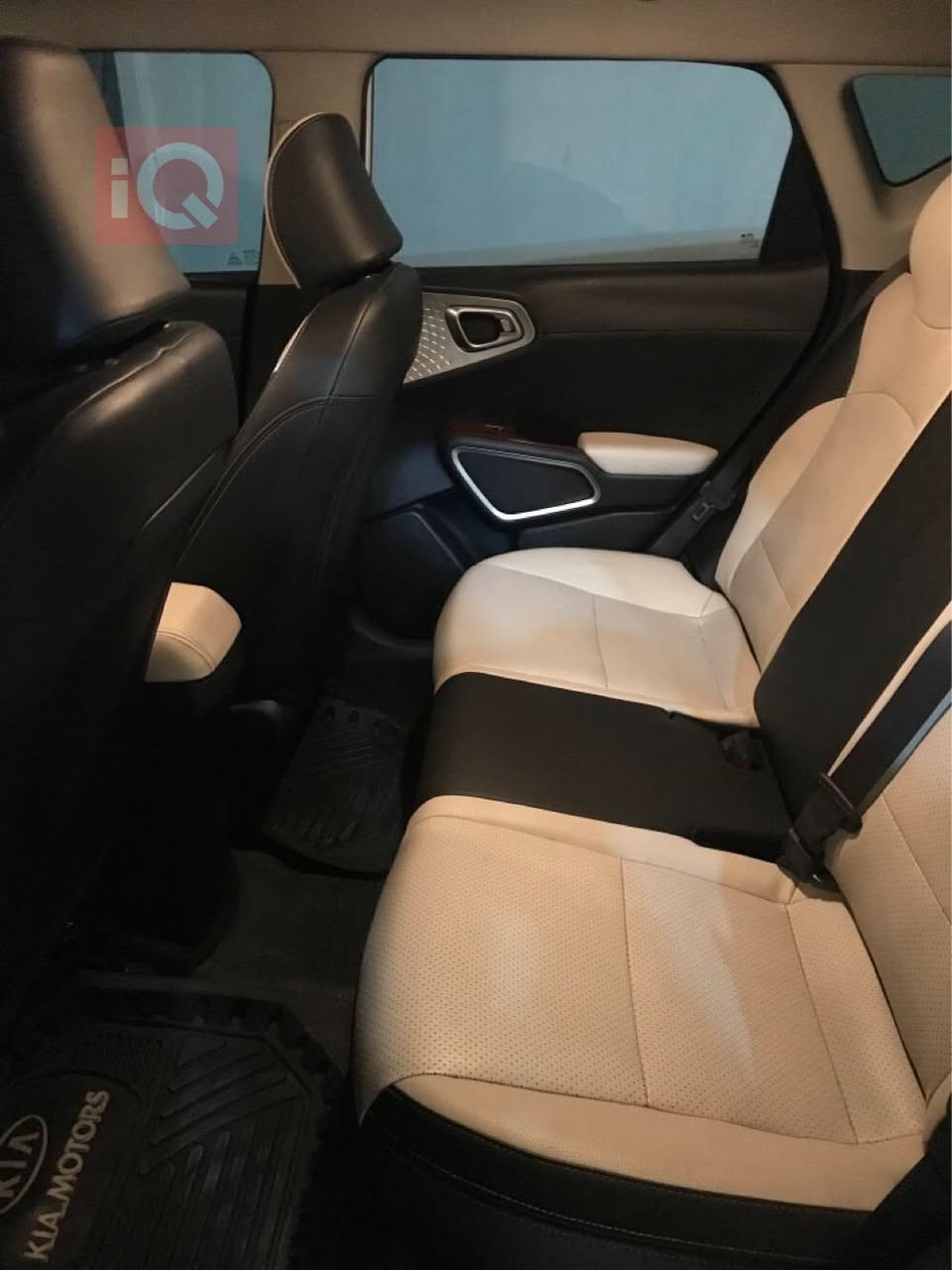 وارد امريكي للبيع 2021 Kia Soul
کیا صول موديل 2021 نظيفة جدا

محرك 2000 دوش

حادثها موضح للصور خفيف بلد عاميه مرجعيها نفسها ماكو قطع مبدلة

هزة وسنوية جدد وسيارة بأسمي

KNDJ23AU6M7790080

رقم الشاصي موضح الحادث بي

السعر155 ورقة . الي ناوي يشتريها تواصل على الرقم التالي

‭٠٧٧٧ ٩٥٦ ٥٣٣٦‬
