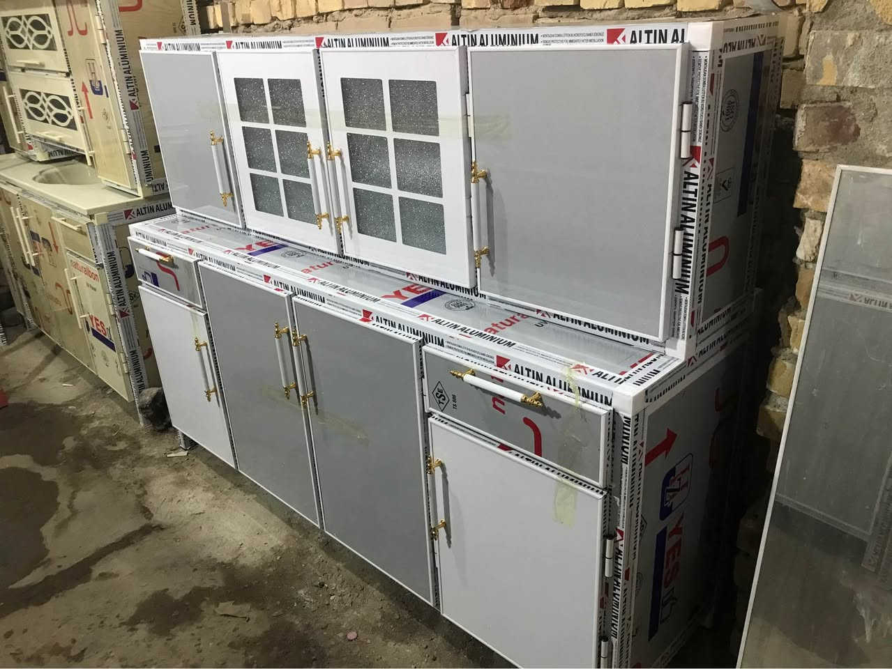 تخفيضات كاونتر  مع سنك مرمر شغل تزكام وثقيل بليت واحد ملم  430 العنوان ناصريه شارع الاخلاص *********** ناصرية, ذي قار
