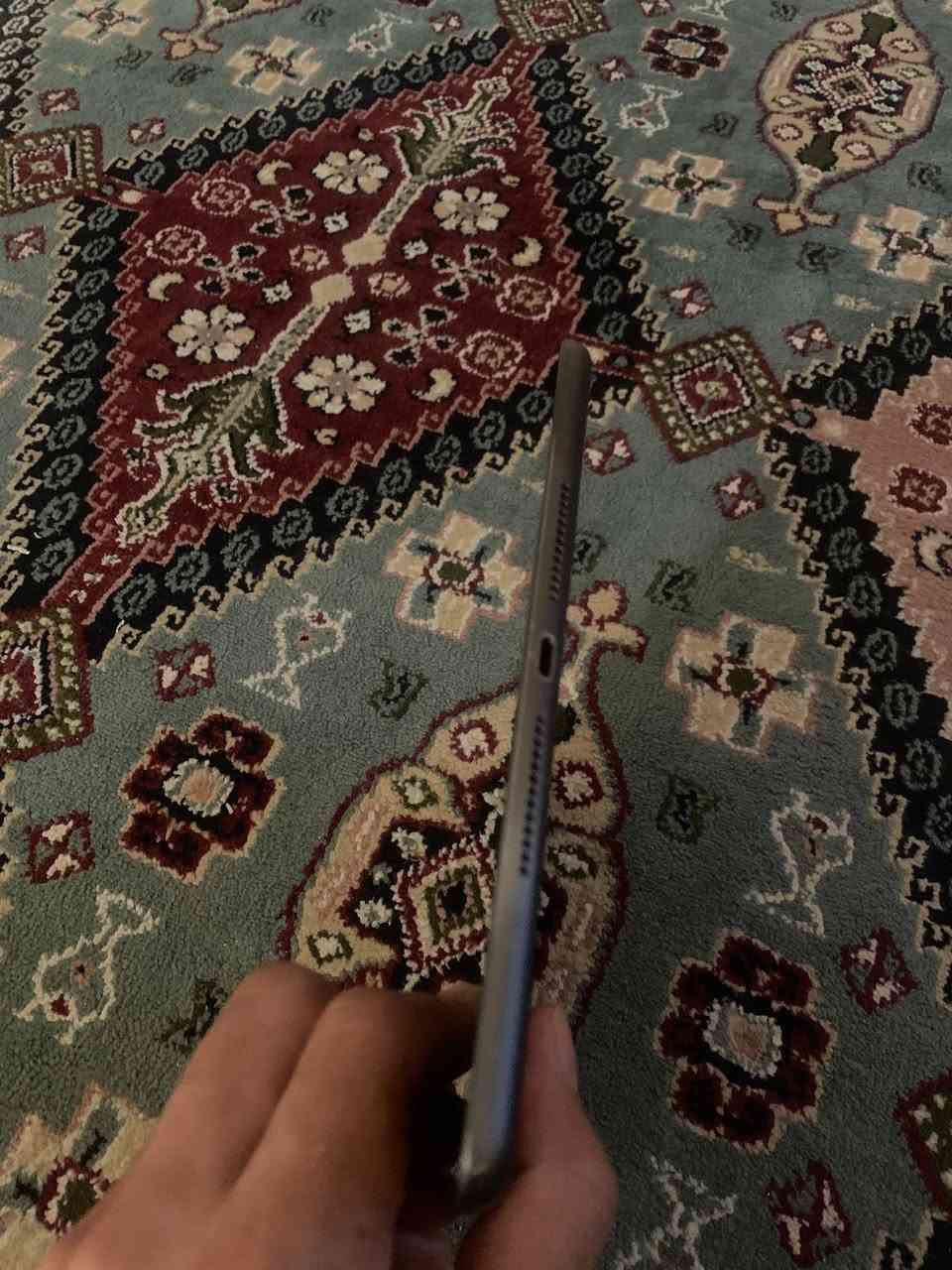 ايباد 8
مساحتة 32
جهاز نضيف كلش 
العنوان بغداد الخطيب 
السعر 160الف
لتواصل ***********
