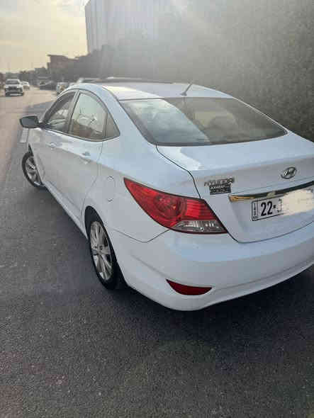 سلام عليكم اكسنت 2012 خليجيه بلو فول مواصفات سياره جاهزه من الدعاميه للدعاميه مواصفات 
فتحه سقف 
خمس تچاويي
اربعه دسك
شاشه وكامره 
ملاحظه السياره بيه جاملغات اثنين اماميه بدون دواخل اثر شخوط والهلال الخلفي بي صبغ 
السعر 93 ورقه 
العنوان الدوره مقابل كليه دجله 
للاستفسار ***********
