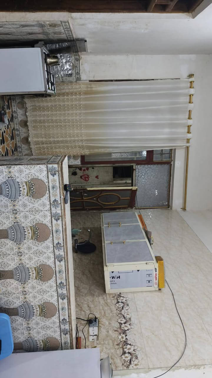 السلام عليكم  مكلف بالنشر بنايه للبيع ركن مساحة ١٠٠م مربع مكونه من مشتملين ارضي ومشتمل طابق ثاني في منطقة حي الجهاد قرب مدرسة البصره ...للإستفسار الاتصال على هذا الرقم ***********
