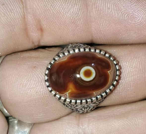 سليماني احمر قطعه مختلفه روعه خامه هنديه قديمه بغداد مدينه الصدر ***********
