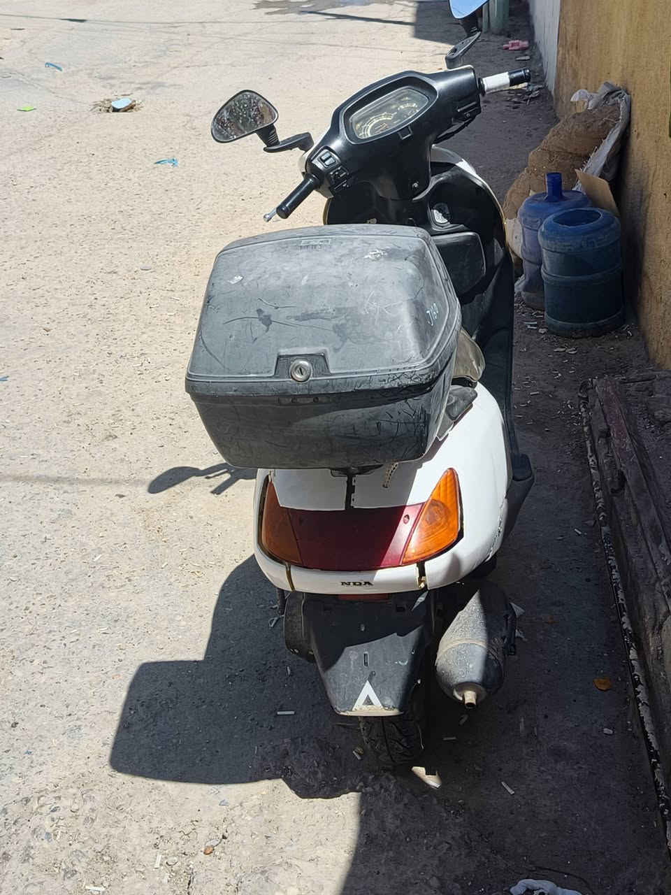 السلام عليكم سبيسي ياباني امجفت مره وحده السعر 550 بيه مجال العنوان كوت العزه الجديده الاتصال على ***********
