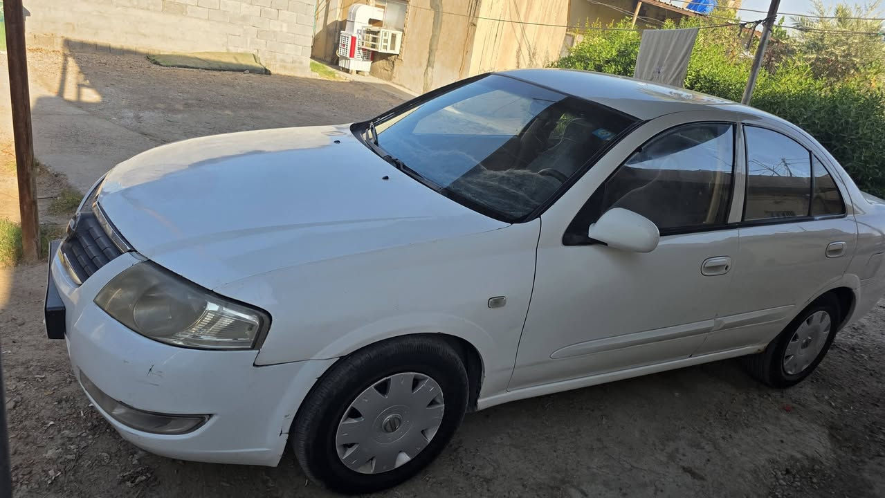 السلام عليكم 
بيع سريع وسعر مناسب 
سني بدي كوري 2008بغداد بسمي الرقم الجديد 
مكينه كير تبريد صدر خير من الله
 تخم تاير باتري جديد السيارة بيها قطعتين صبغ بدون اي دواخل وهذا السونار كدامكم ختلاف هذا السونار تاخذها بلاش 
سعرها75 وبيها مجال بسيط حك الجية فقط
مكاني المحمودية الشراي يتصل ***********او***********

