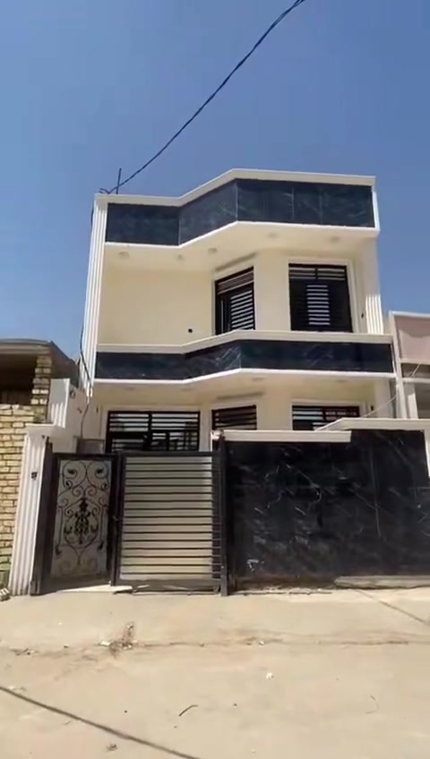 🏠✨ فرصة مميزة للبيع – بيت حديث مع الأثاث ✨🏠

إذا تبحث عن بيت مرتب وجاهز للسكن فوراً… هاي فرصتك 👌

📍 الموقع: الدورة / البوعيثة / العدل الأول

📐 المساحة: 100م
🔹 الواجهة: 6.25م
🔹 النزال: 16م
🏢 البناء: طابقين – بناء حديث

✨ تفاصيل البيت:

✔️ 3 غرف نوم
✔️ 3 حمامات
✔️ صالة مريحة
✔️ مطبخ عملي
✔️ حولي
✔️ منور
✔️ بيتونة

🛋️ البيع يشمل الأثاث بالكامل

📄 نوع العقار: طابو زراعي – سند 25
🔄 طريقة البيع: تنازل شركة

📞 للاستفسار:
***********
أو مراسلتنا خاص 📩
