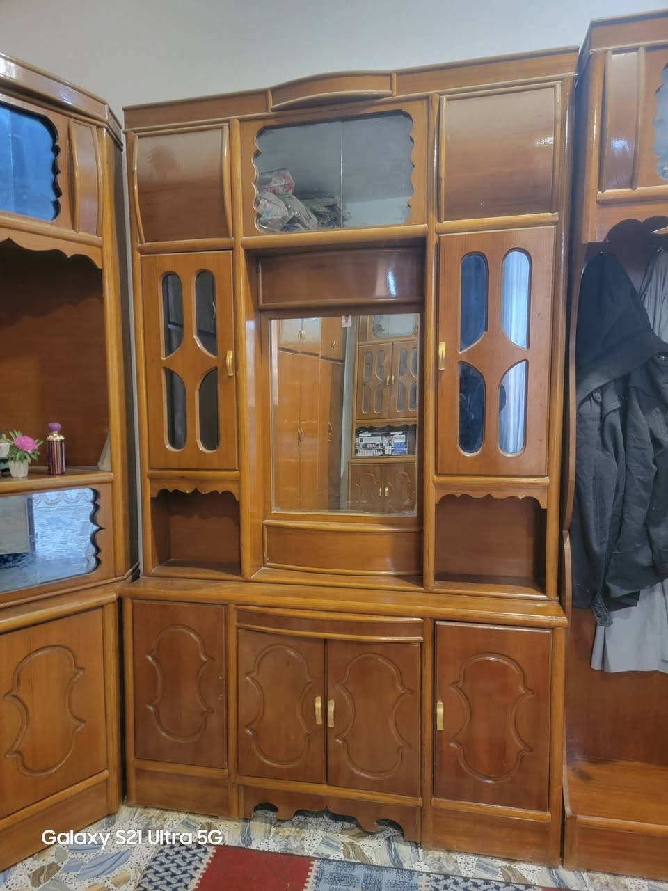 سلام عليكم ورحمة الله وبركاته 
قرفة اخشاب احطاطه خشب ثخين 
للبيع نضيفه فقط الكنتور مبدل باب بس مواله 
وجربايه ماوياهى 900وبيه مجال مكاني الانبار الفلوجه رقم الهاتف ***********
