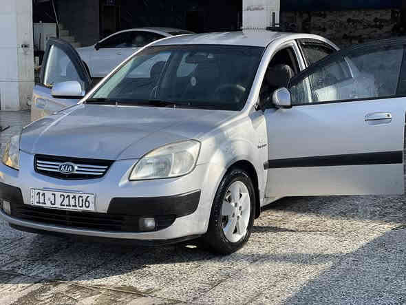 كشنات جلد هيتر

تحكمات ستيرن

مرايات كهرب وشفط 

تبريد لمس 

تدفئه وتبريد شرط 

محرك 16 وكير شرط 

كهربائيات كلها شغاله 

سيارة حيل جديدة ماشية 176 الف 

بدون اي تعديل بارد ولا دكة جكوج

بيها صفحة سايق صبغ  فقط بدون معجون اثر تقحيل

وبيها بوند وشوية من السقف تقحيل 

السعر 94 وبيها مجال 

***********
