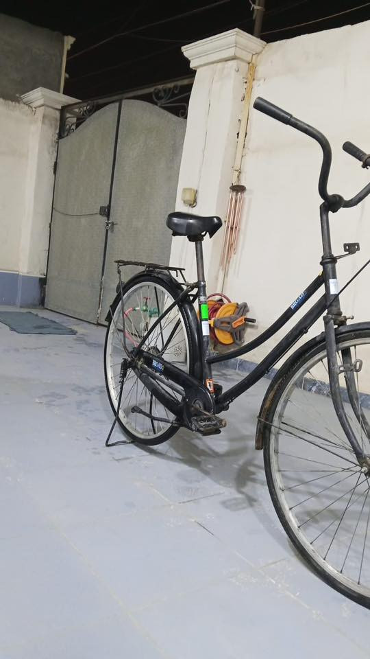 سلام عليكم بايسكل للبيع ***********
