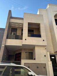 اذا عندك عقار حاب تعرضه يمنا راسلنا على خاص 07717910717...... دار للبي...
