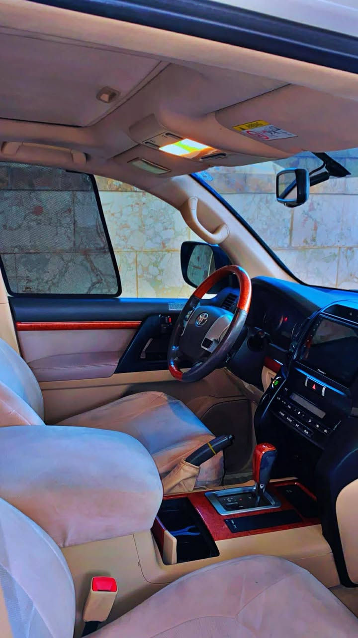 تويتات لاندكروزر مودیل2013بریمی دەرجەیک 6پیستون GXR فول فولە 8ئیرباک کیروو مەکینەی نەکراوەتەوە بەناوی خومەوە تاوەکوو 2028نویە لەهەمووو قەلبی یەک بستی بویاخ هەیە و دوو شوینئ ساردی بجوکە ماوەی روشتنەکەئ 200هەزارئ حەقیقەیە سیارەکە هی محرزو شت نیە هی بین دەستی خومە شوینم ناحیەئ رزکاری ر قم موبايل 📲 ***********

ئـەگەر سەیارەکەت دەفرۆشیت نامە بنێرە با بلاوی کەینەوە لۆت
