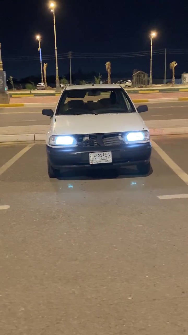 السلام عليكم سياره البيع موديل١٢ سياره حلوو ونظيف وماعوزه شي مكينه وكير تخبل لا تنقص ولا تبخره سياره دوشمه جديد شاشه بيه سياره وهذا رقمي ***********
