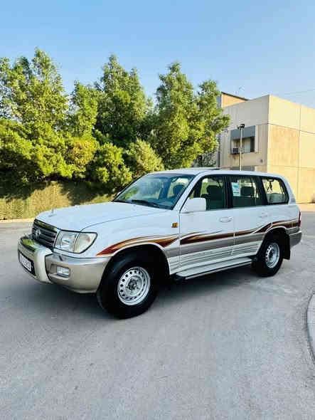 سلام عليكم للبيع لاندكروز 2005 كفاله عامه عده شويه بارد بين البابين وشويه صبغ بل بنيد شبر فقط
السياره جديده بمعنى الكلمة ماشيه 233الف حقيقي
كير محرك صدر تخم تاير تبريد جيد جدا 
السياره جديده منل داخل ومنل خارج فول مواصفات 
فتحة سقف شاشه صاج دبل تانكي فورويل ابريم ام الطفايه 
رقم سليمانيه تحويل مباشر السعر 190ورقه وبيها مجال
عنوان بغداد للاستفسار ***********1 بغداد
