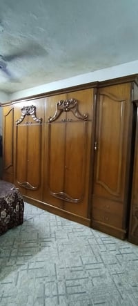 غرفه اخشاب • حي عدن • نظيفة
