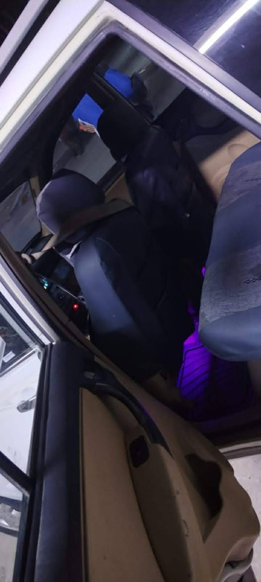 السلام عليكم 
شيري تيكو للبيع 2013
رقم بغداد الجديد بسمي
تحويل ثاني يوم 
سنويه لل27
محورها كير ومحرك كورلا 
1800 خير من الله
تبريد كهربائيات كلها شغاله 
حساسات شاشه كامره 
دوشمه جديده 
اناره داخليه 
بيها  خياس قليل بل ابواب
وتكحيلات قليله 
السعر65 بيها مجال 
مكاني بغداد 
للاستفسار 
***********
