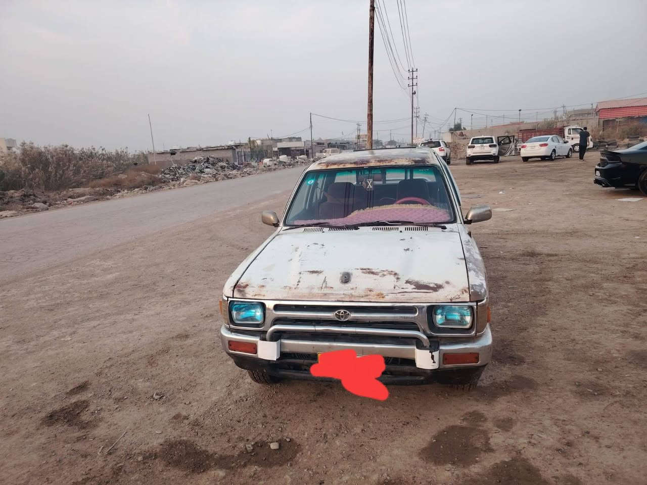 السلام عليكم تيوته موديل 93 مشروع وطني رقم مثني مميز 3 ارقام مكان بغداد السعر 52 وبيه مجال حك الجيه رقم ***********
