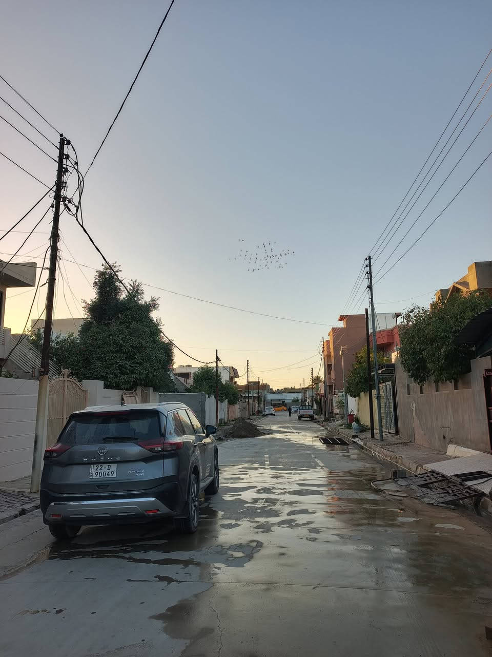 الاعلان
          🔶 تميــــــــز بـعـــــرض عقـــــــــــــــــــارك معنا 
                و دع لنا التسويق والتصوير باحترافية 🔶
🟠  اربع مشتملات        طابو باسم شخص واحد
🟠المساحة :       250م واجهة 12م كل بيت واجهة 6
🟠العنوان حي الجامعة اسواق انور قرب مدرسة شهباء 
🟠 طابقين  غرفتين نوم استقبال هول مطبخ وكراج 
     وارد شهري.    مليون دينار 
    السعر       مراسلة أو اتصال على ارقام تالية
-------------------------------
للمزيد من المعلومات مراجعة مكتب السدرة للعقارات  والمقاولات 
العنوان حزيران شارع النخيل مقابل افران الجزيرة
او الاتصال على ارقام.                
6669959 0770📞 احمد وهاب
***********📞 ابو عبدالله 
#السدرة_للعقارات_والمقاولات
