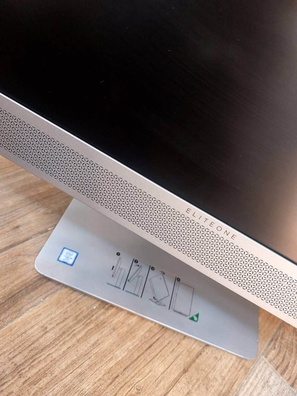 جهاز متكامل (All-in-One) نوعHP 800 G4 يخلصك من كثرة الأسلاك وزحمة الأجهزة بحجم شاشة 24" لمس مريح جدا للعمل
مناسب كاشير لترتيب متجرك ومحلك! 💻🏪
 مناسب مكتبي؛ الحل المثالي والأنيق للمحلات التجارية ونقاط البيع.
 تصميم مدمج:شاشة وجهاز في قطعة واحدة توفر لك مساحة على كاونتر المحل.
 أداء مستقر.
السعر ٥٧٠ الف_عراقي  
التواصل على الرقم  ***********
Cpu  Ci5 جيل ثامن 
Ram 8GB          قابل للتطوير 
Hard 256ssd    قابل للتطوير 
Monitor 24" FHD 1920x1080 لمس
قاعده اصليه
