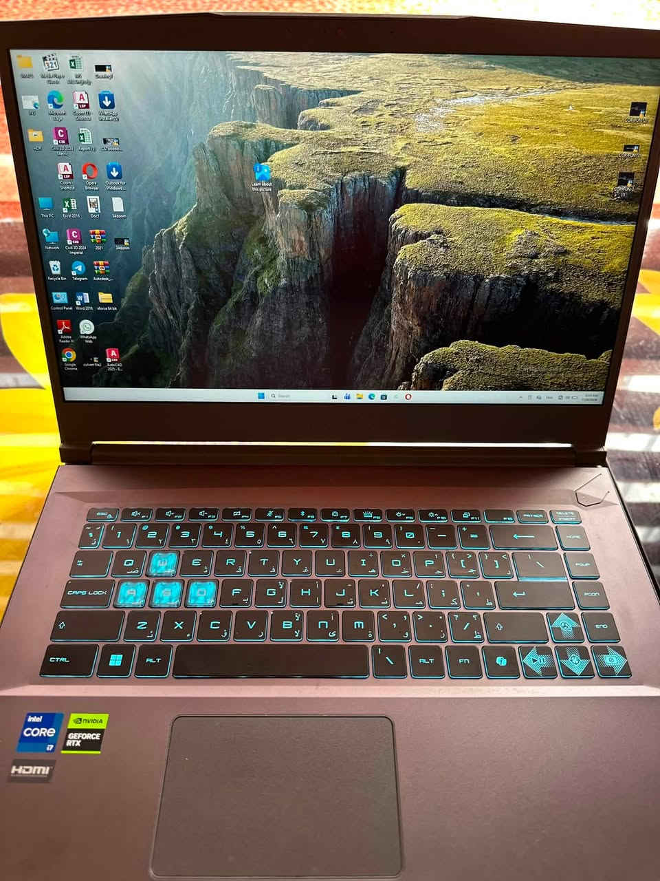 سلام عليكم 
لابتوب للبيع MSi
شاشة 15.6فول HD
رام 16G
ذاكرة 512G
RTX 3050
جيل 13
 السعر مليون
استعمال شهر واحد فقط
نظافة 100‎%‎
للاتصال / ***********
