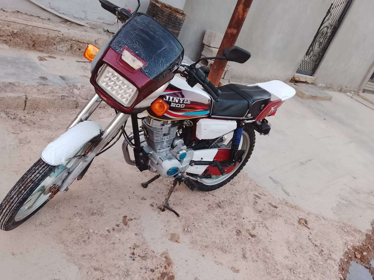 ماطور للبيع اي عيب ما بيه موديل 18 ماتور نظيفه اي عيب ما بيك كهربائيات كامل اللي يريد او يخابر على الرقم ***********
