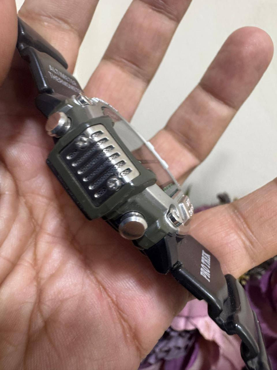 كاسيو بروتريك نوادر (انتاج محدود وغير متوفر )
قطر ٤٤ - دبل شاشه - حراره -ارتفاع- لايت ليد -منبهات -حساس -الاطار الخارجي معدن مقاوم  والعديد من المواصفات 
السعر ١٦٠ الف 
مكاني بغداد الكراده -متوفر توصيل


**إذا كنت صاحب هذا الإعلان وتريد حذفه لأي سبب، رجاءا أرسل رسالة إلى الدعم الفني**