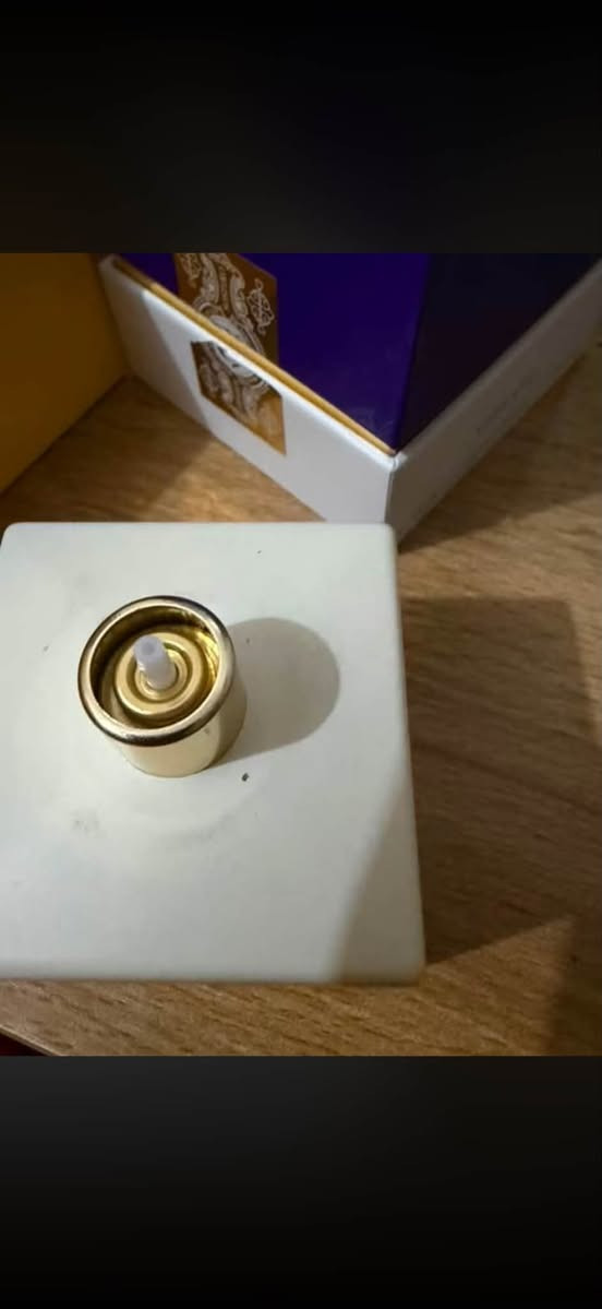 السلام عليكم عطور متبقي للبيع
1 سسبيروا فيبراتوا متبقي 25-30 مل مصدر شراء ابو ليان 

85

2امواج اوتلاندز مستخدم رشات مصدر شراء فانيلا 

640

3نيشان هاتشفات متبقي 60-65مل مصدر شراء ابو ماسه 

170

مكاني بغداد. الاعظميه تحب تاخذه من باب بيتي تحب توصيل لكل محافظات العراق مع شركه الوسيط ***********واتس
