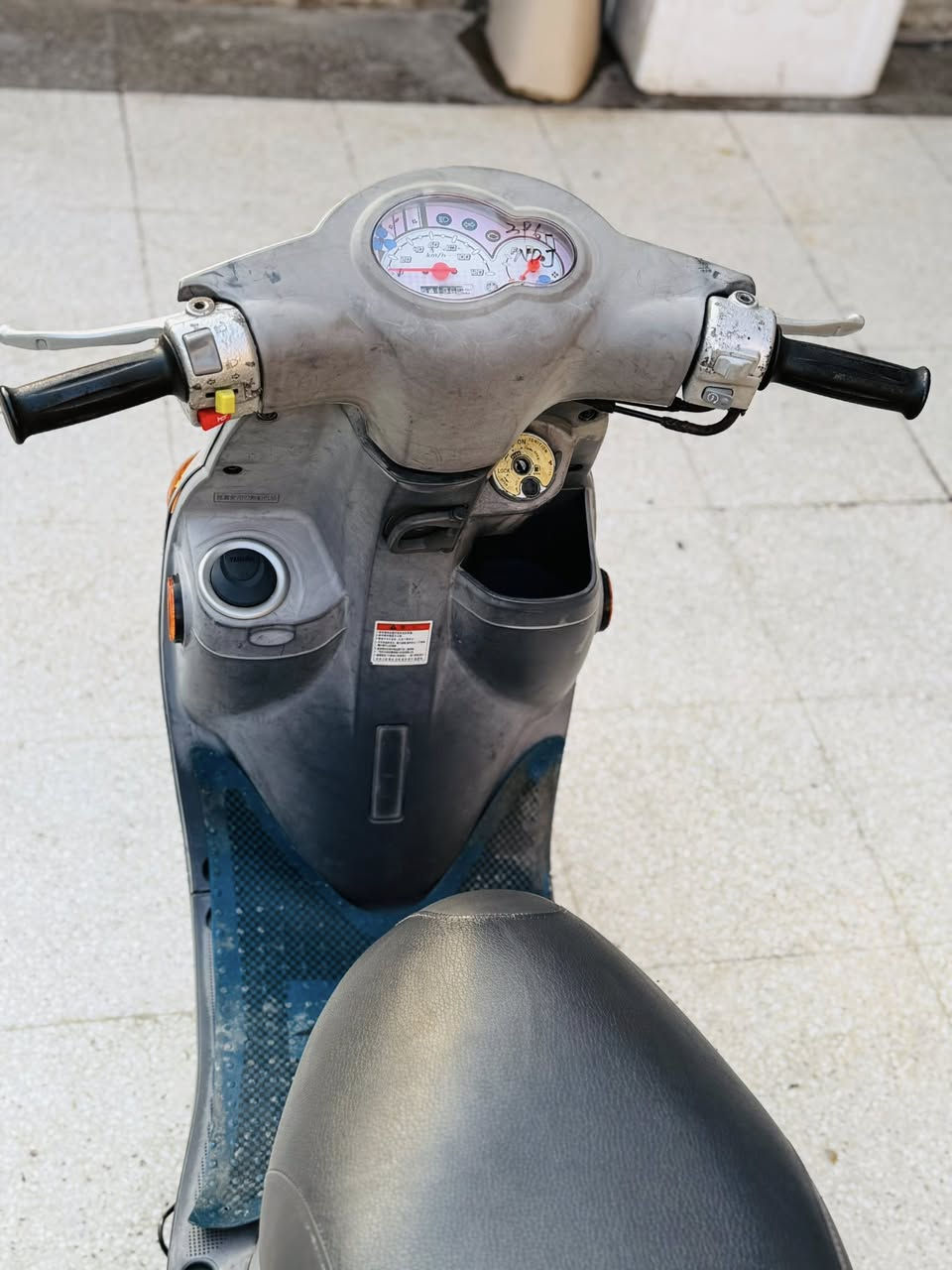 سلام عليكم دراجه فله للبيع 

وكاله نضيفه 

دراجه ختم واحد من داخل المكينه وخارج 

تشغيل نكره دراجه ب بغداد حي الأمين الثانيه 

موديل : 2013 جكمجه كفاله عامه. 

تواصل و الاتصال :***********
*********** واتساب فقط 

سعر (1200) والشراي يدلل .

ملاحظه- دراجه تاخذه من باب البيت مو مالت شارع 😇

تاخذه دراجه جميع مصلح واني بخدمتك اذا بيه شي تاخذه بلاش
