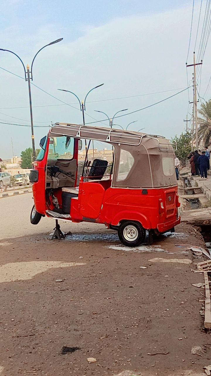 تكتك للبيع مديل 22شهر 8مكفوله مكينه والكشر بيهه طخات بصيطات رقم وسنويه نكليزي ذي قار تحويل ثاني يوم السعر 8و200وبيهه مجال بصيط ***********
