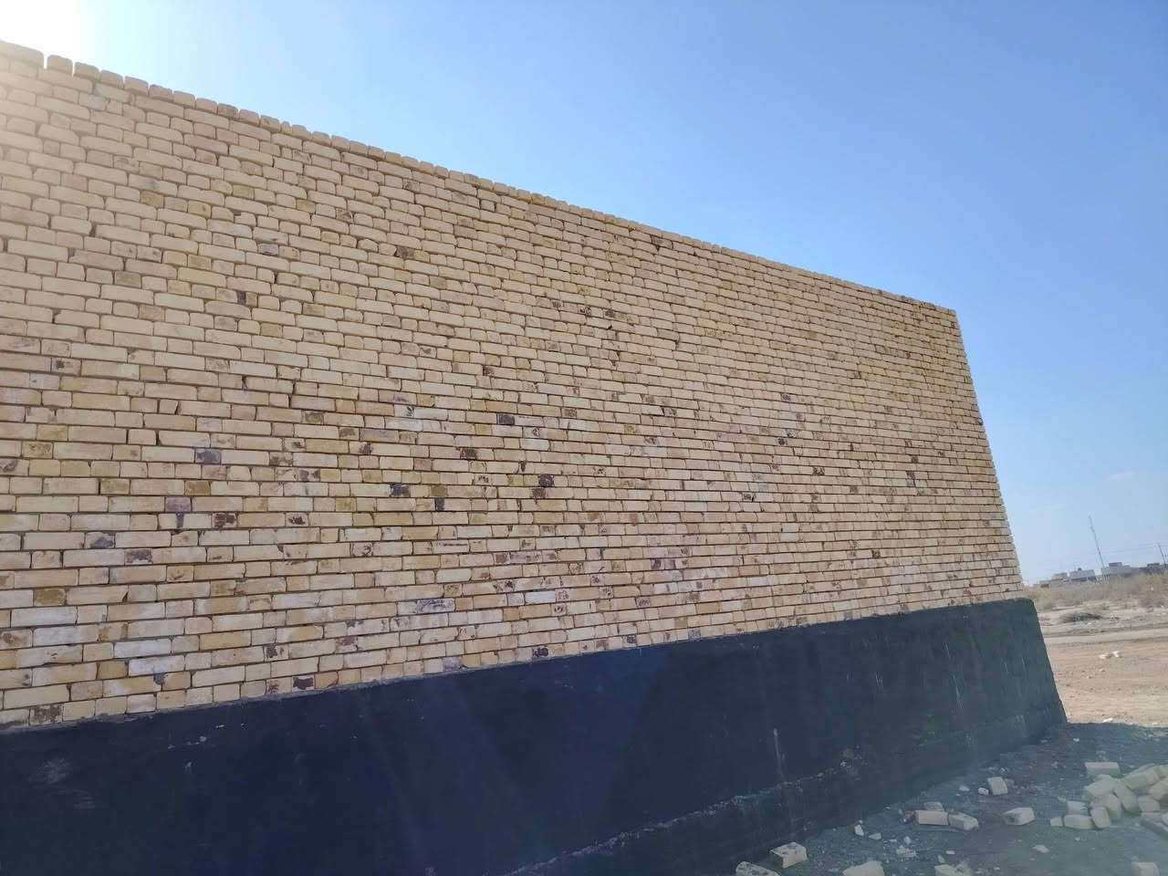 خلفة بناء نشتغل بليوميه مكطوعه عله الدبل الاستفسار ***********
