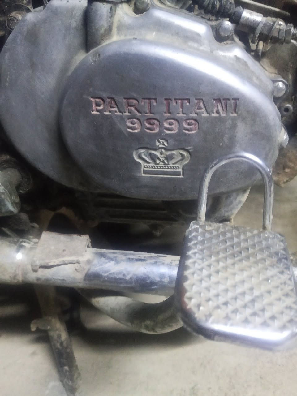 للبيع بارت 4 تسعات ابو التاج شغال شرط بس كابريته تكطع (***********)سعر 65 بي مجال دبلات شرط
