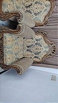 تخم زان • مصري • ١٠ مقاعد