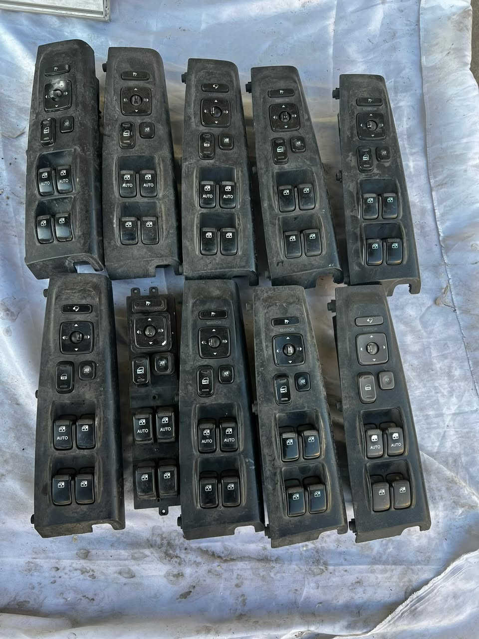 اللهم صلِ على محمد وال محمد
بعون الله كل ما يخص الازيرا متوفر 
الشكل القديم من موديل 2006 لل2011
لايتات+ بك لايت
ابواب + بنيد+ قبق صندوك
داميات امامي خلفي
حدادية
كمبريسر تبريد
بدنات
شوته
دشبول
تحكمات
سيطرة جام
يدات ابواب
عينة دشبول
وكل ما يخص الازيرا
عنوانا بغداد الحرية
الدولعي مقابل المخازن
للطلب والاستفسار
الاتصال بالرقم
***********
او مراسلة الصفحة
متوفر توصيل كافة المحافظات
