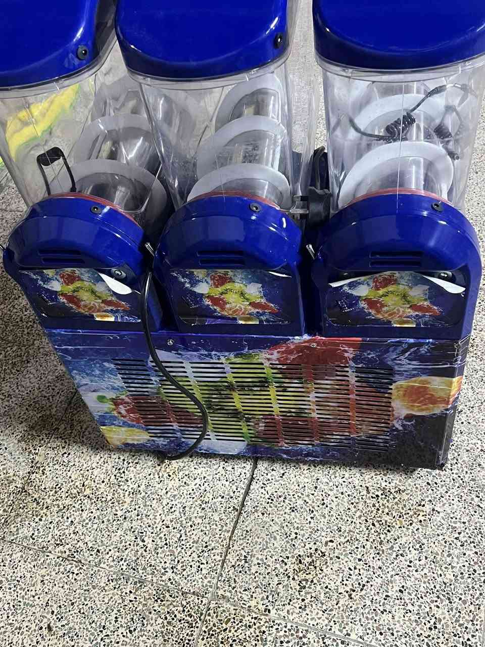 سلام عليكم سلاش ازبراي هوسك تركي اخو جديد جدا جدا نضيف بلادي برغي ما مفتوح بيه ع فحص ع ضمان مكاني بغداد لاستفسار اتصل او مرسله وتساب ***********
