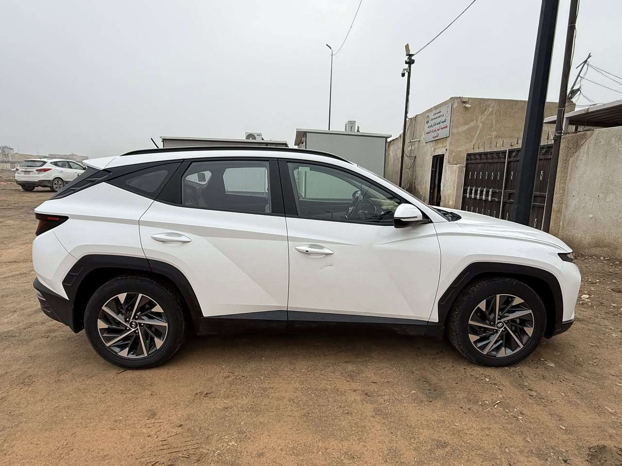 توسان 21 مكاني النجف السعر 190$ رقم الهاتف ***********
