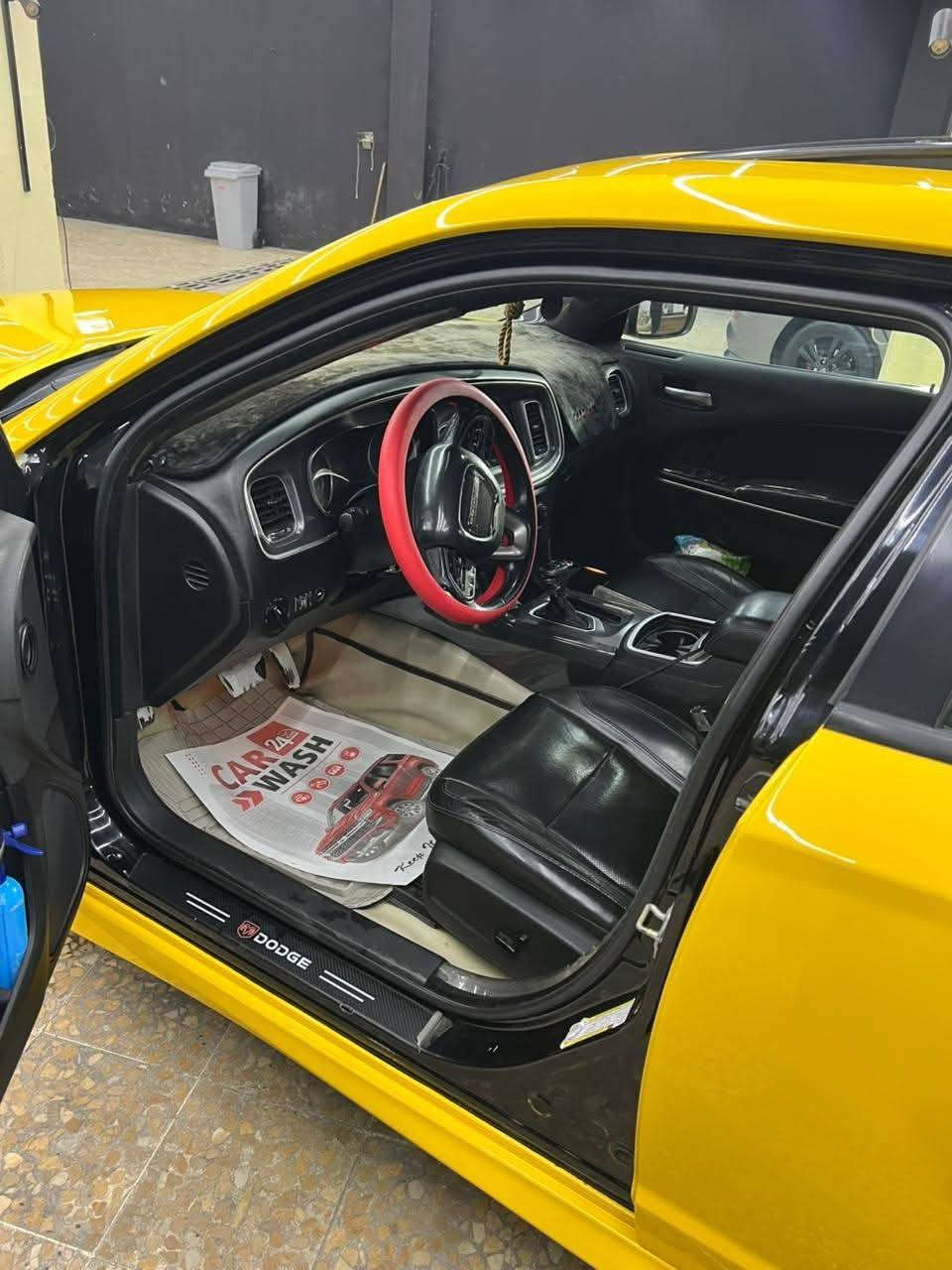 جارجر موديل 2020 أصل باسمي رقم بغداد حادثها مبدل بس بنيد وصور الحادث منشوره السياره فول فول مواصفات وسياره جاهزه مناقصها كلشي بيها منظومه غاز 
السعر 195
***********
