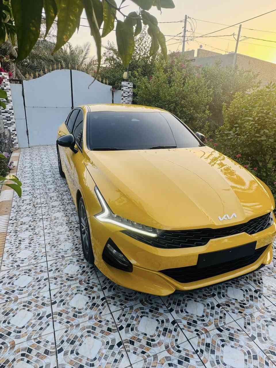 السلام عليكم 
للبيع K5 
موديل 23 
وارد كوري 
بانزين اصل 
مكينه 2000 
عليهه منظومه غاز اتيكر تركي 
دخول جديد ما مشتغله  خط 
ترقيم جديد  بأسمي 
حادثهه جاملغ خلفي جهه السايق 
مواصفاتهه موضوحه بلصور 
مكاني بابل 
السعر 185 
***********
