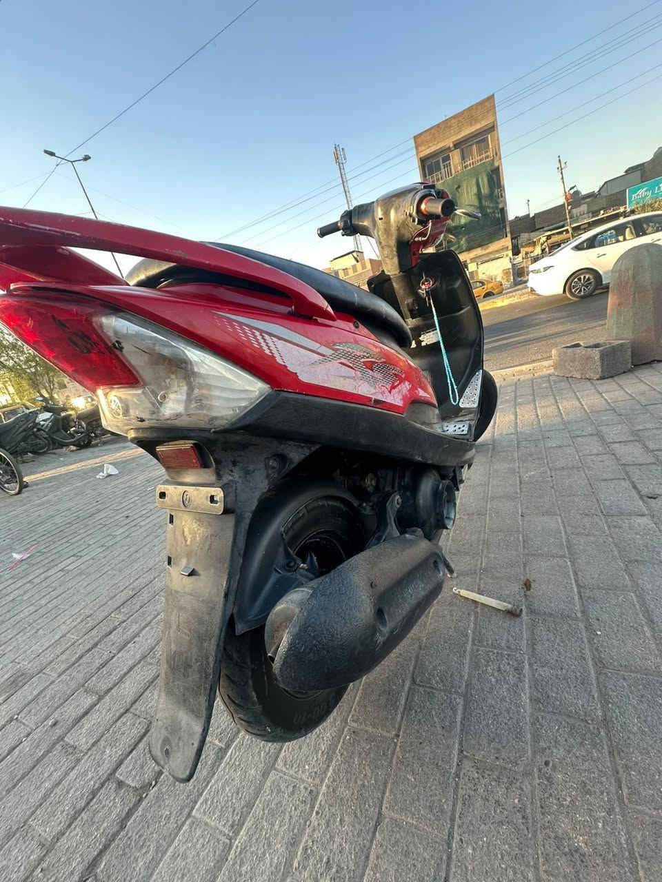 سلام عليكم ماكس عدله للبيع دراجه مكفوله كفاله عامه سعر 600وبيه مجال مكان بغداد رقم ***********
