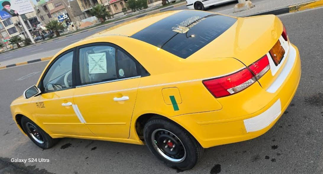 سلام عليكم 
سوناته موديل((2010)) رقم بصره مشروع وطني تحويل تحويل بسمي سنويه مجدده الغايت((2027))مصفره اهيه وغرامات  مكينه وكير وحداديه وطخم تاير كهربايات كله شغاله داخل جديد مكان بصره سعره $((80)) وبيه مجال ((***********)))((***********))
