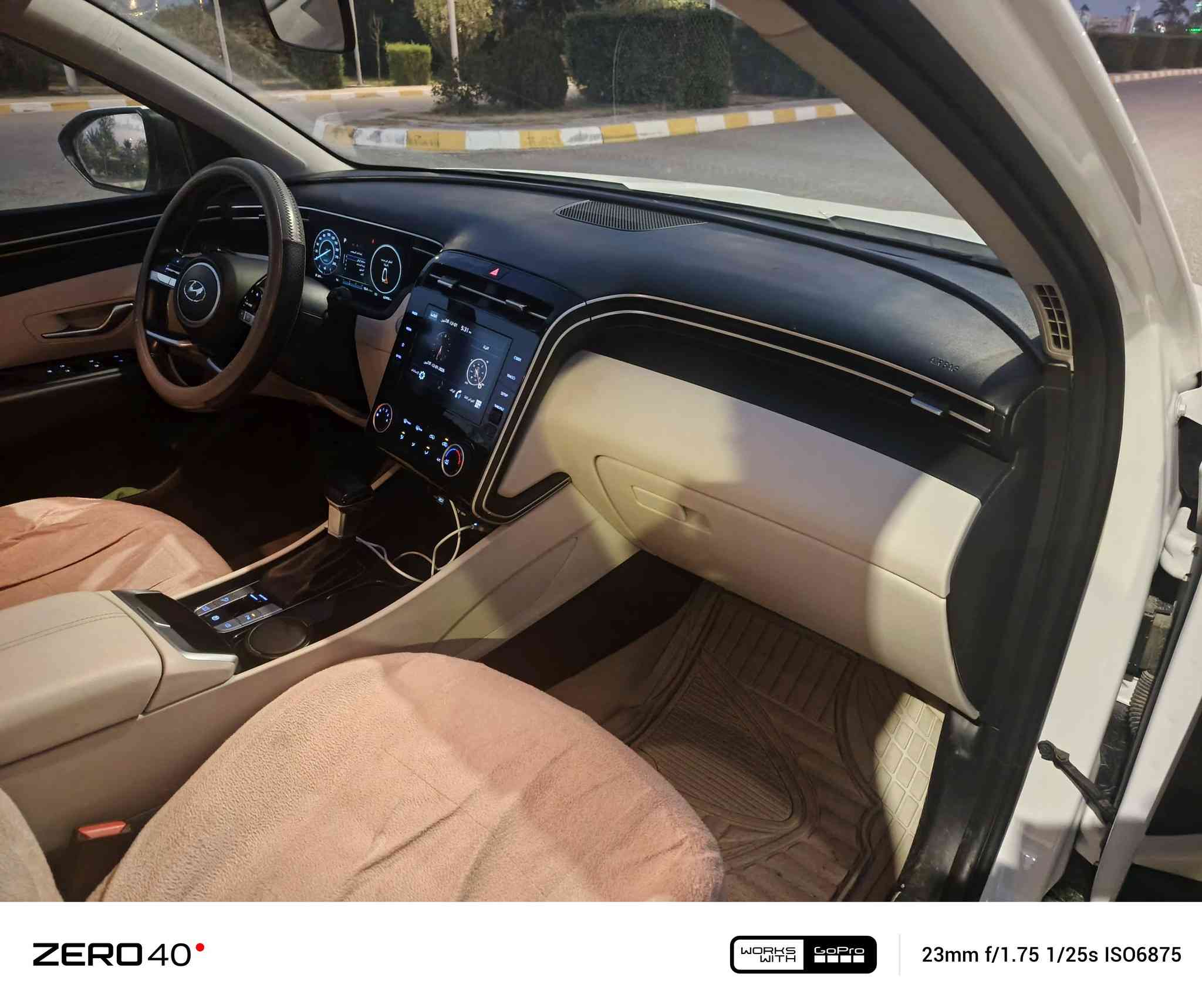 توكسان خليجي موديل ٢٠٢٤ فول مواصفات عدا البنورامه ماشيه ٦٢ الف رقم بغداد مشروع وطني السعر ٢١٥ وبيها مجال بسيط مكاني تكريت ***********
