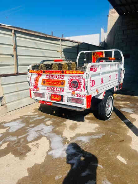 السلام عليكم ستوته للبيع 2014اوراق وكيل
ستوته جاهزه مابيه نقص  محرك جديد 25
السعر 1950وبيه مجال قليل مكاني شطره الشراي يتصل***********
