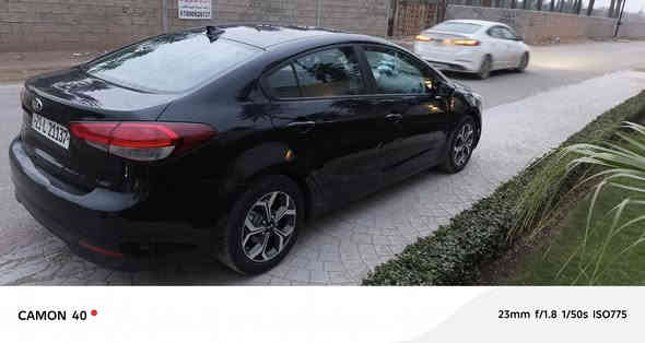 السلام عليكم كيا فورتي للبيع موديل 2017 
حادث جاملغ وبنيد فقط 
مكينه 2000 دوش شاد مكينه مال حاويه قبل شهر او اقل
كير ايتي مكفول
تخم ويل وتاير نضاف البارحه شادهن
مواصفات عاديه 
شاشه بلاديه 
تحكمات ستيرن 
جرس انذار 120
سياره بلاديه
السعر 110 وبيه مجال كلش قليل 
للاستفسار خاص 
***********
