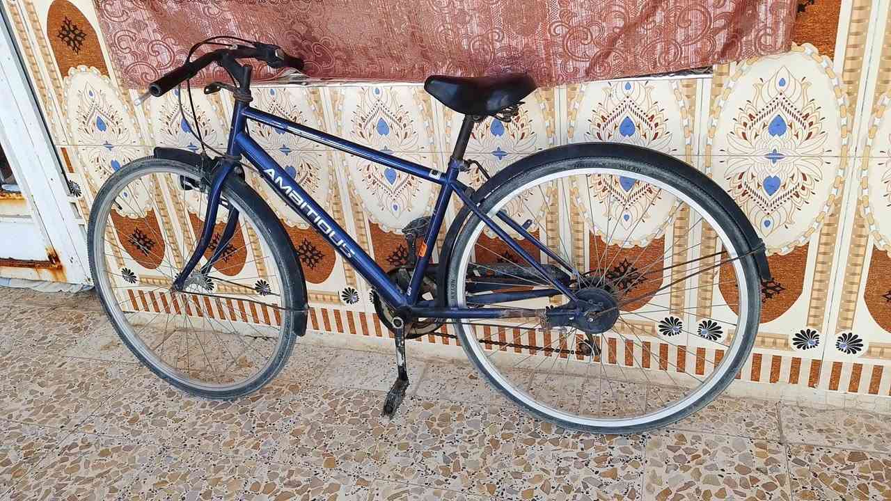 السلام عليكم شباب بايسكل للبيع السعر 100الف فقط اريد تواصل عليه مكان ميسان العمارة والتخطيط كل شيء ما ابي


**إذا كنت صاحب هذا الإعلان وتريد حذفه لأي سبب، رجاءا أرسل رسالة إلى الدعم الفني**