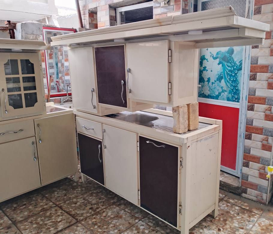 كاونتر ٤ قطع تسكام الطول الارضي والملحق مل واحده كوله مترين  والسنك والملحق مالته كل واحده متر ونص السعر 325 وبيه مجال العنوان محاويل يرهم مراوس ب سبلت او مكيف محترك


**إذا كنت صاحب هذا الإعلان وتريد حذفه لأي سبب، رجاءا أرسل رسالة إلى الدعم الفني**