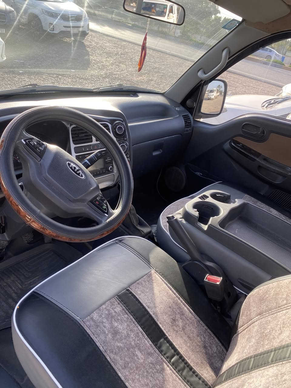 السلام عليكم ورحمة الله وبركاته
كيا ٢٠١٩ للبيع 
رقم بغداد تحويل ثاني يوم 
محرك كير تبريد كلة مكفول 
السيارة كفالة عامة ما عدى بارد بلبنيد بسيط 
السيارة جاهزة للشغل تخم تاير دوشمة جديدة 
السعر ١٢٥ وبيها مجال
العنوان ديالى جديدة الشط 
للستفسار ***********
