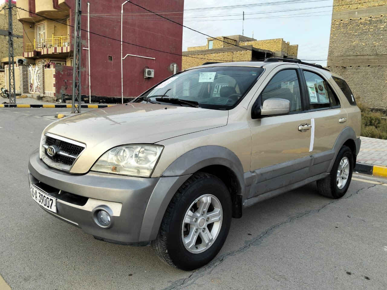 ***********.  سلام عليك كيه سرنتو موديل 2006 وارد خلجيه مكفول من ضربه وتبديل بيه صبغ حزام اثر جراد سياره جاهز من تخم تاير من حداد مامي خلفي مكينه وكير 6 دوش تبريد شغل رقم قادسيه مشروع وطني رقم جديد دولي رقم جديد سنويه الغاء 30  مكان سياره واسط سعر 82
