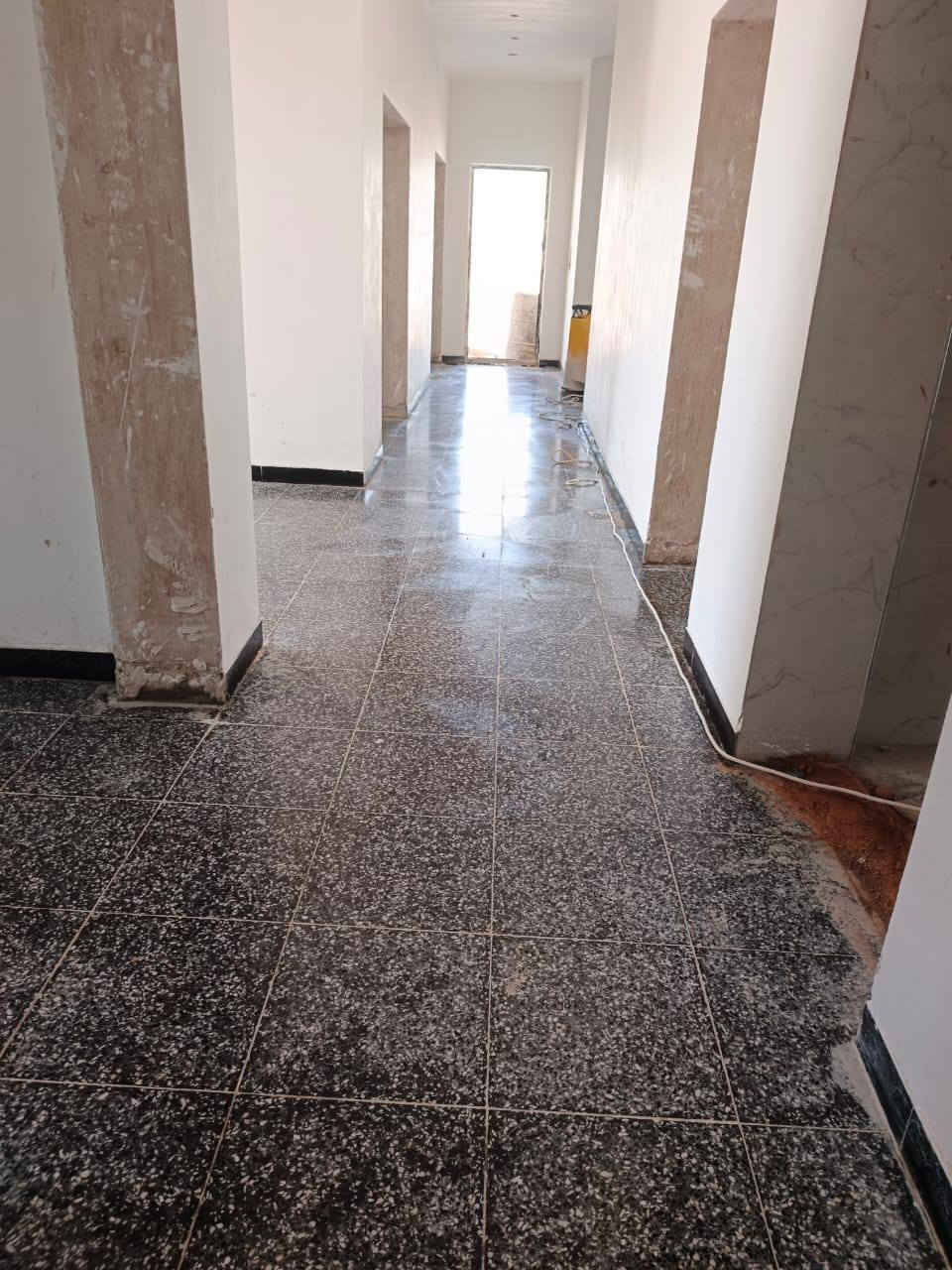 جلي كاشي موقعي مرمر طبيعي تنضيف تلميع بورسلين جلي صبة جلي سيرميك  معالجات الكاشي القديم والمحفر لاستفسار مرسله الصفحه او اتصل على الرقم ***********
