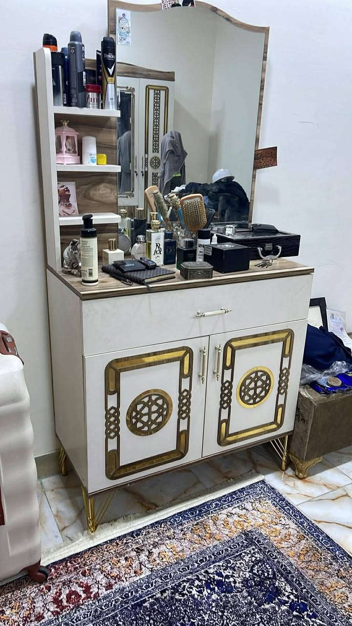 غرفه شبابيه سعره 300بيه مجال جديده والميز مكتبي جديد تكمه سعره 250 مكان حله حي طياره


**إذا كنت صاحب هذا الإعلان وتريد حذفه لأي سبب، رجاءا أرسل رسالة إلى الدعم الفني**