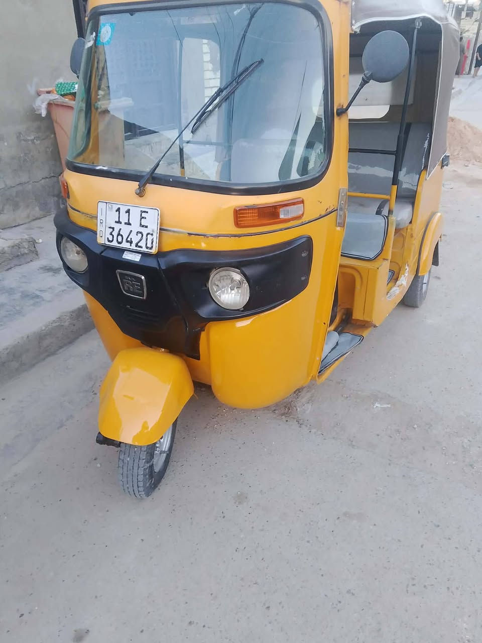 سلام  عليكم تكتك 18 شهر 11 رقم وسنويه بسمي مكاني سبع قصور شارع ابو علي  شراي ينتصل   ويدلل سعر 4وثمنميه وبيه مجال  ***********
