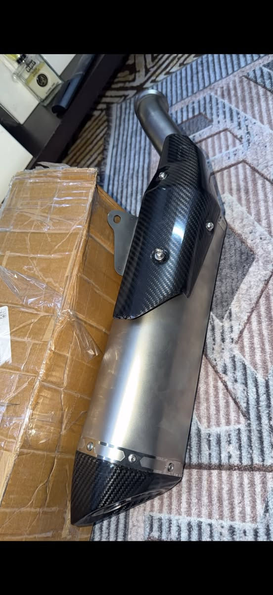 صالنصات كاربون فايبر اصلي
للبيع جدد توصيل موجود


**إذا كنت صاحب هذا الإعلان وتريد حذفه لأي سبب، رجاءا أرسل رسالة إلى الدعم الفني**