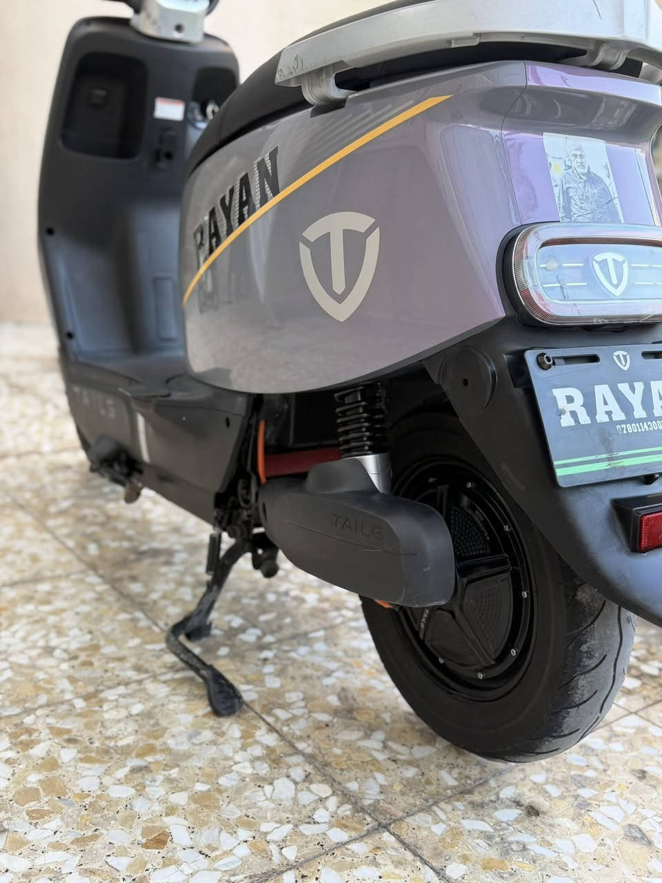 لسلام عليكم 
دراجه شحن
نوع الريان C2
يعني احسن نوع بل شحن
عدد البطاريات سته 6
حجم الملف1200
الدراجه فول مواصفات
نضام سرقه✅
بصمه✅
تشغيل عن بعد✅
نضام تيربو✅
بك لايتLAD✅
لايت اماميLAD✅
تثبيت سرعه✅
نضام 3 سرع✅
شاشه تقره الاعطال✅
بريكات امامي خلفي دهن✅
منفذ شحن✅
السعر 850 وبيه مجال
الرقم***********
العنوان بغداد البلديات
